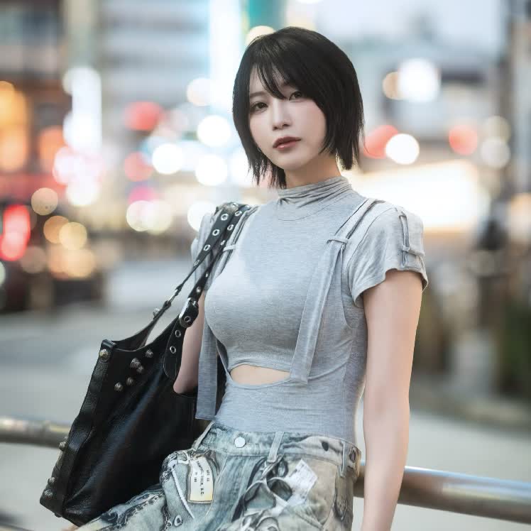 早瀬あや👑🖤(BIGO ID: 1045545501) | BIGO LIVE