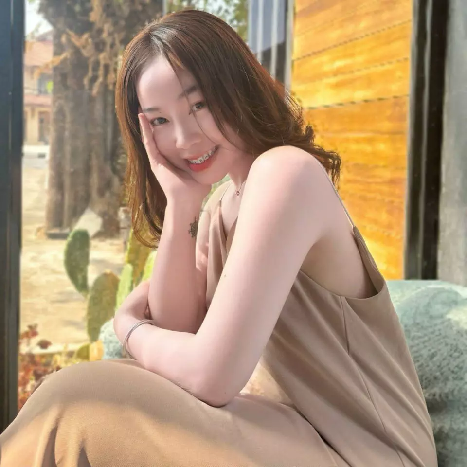 Watch 甜桃 Live Stream on BIGO LIVE