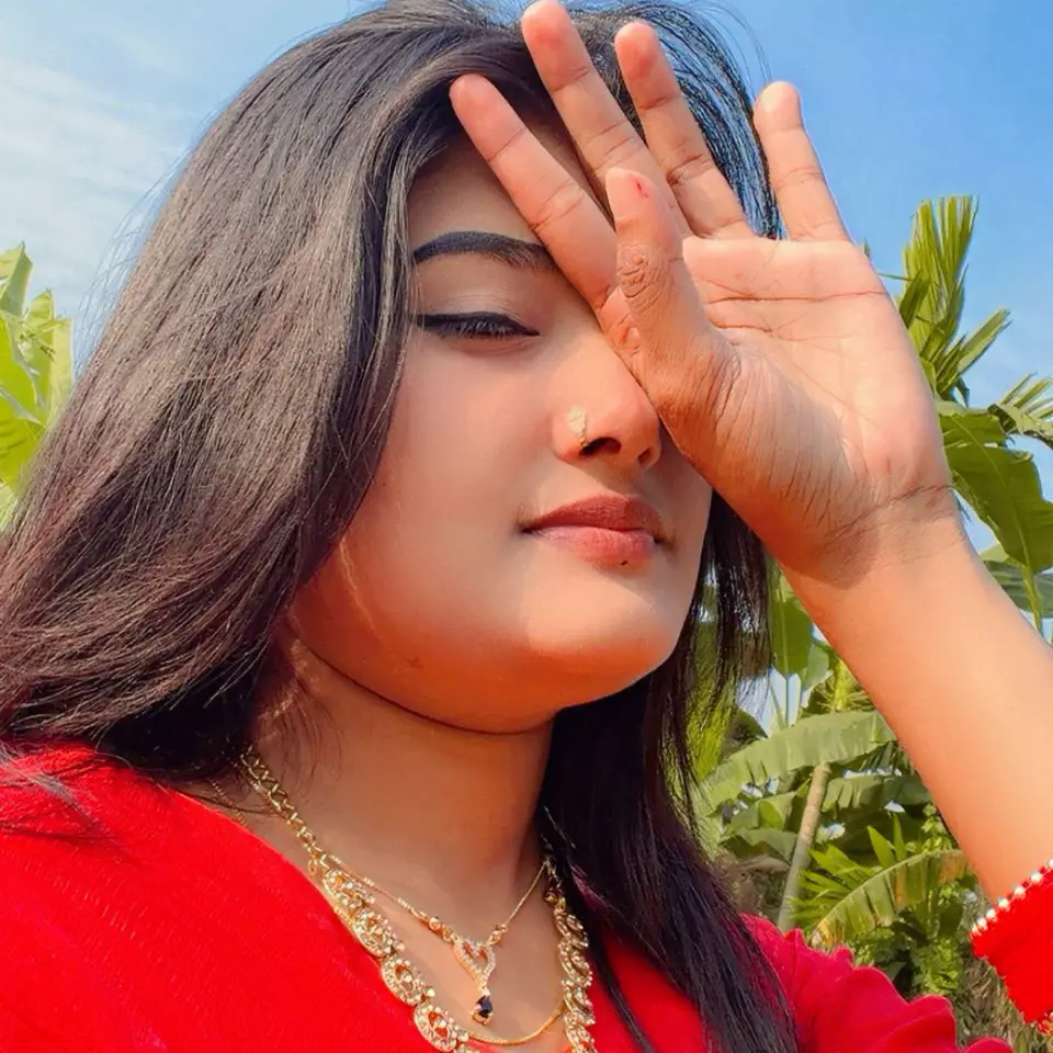 Watch 羊羊很变太🐑（休息中） Live Stream on BIGO LIVE