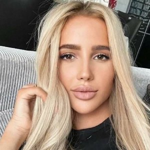 Watch Kira Fox Live Stream on BIGO LIVE