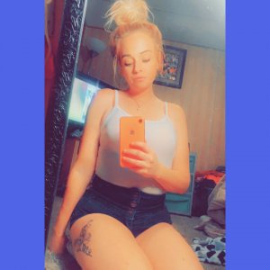 Watch Pretty Kay 🌹 Live Stream on BIGO LIVE