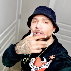 BIGO LIVE'da 𝕊𝕒𝕧𝕒𝕘𝕖𝕞𝕠 Canlı Yayın İzleyin