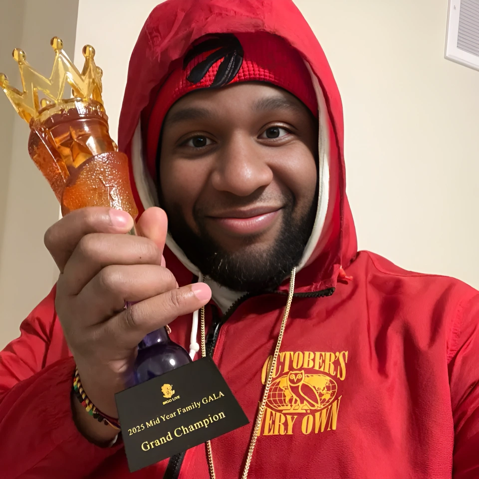 Watch 𝐡𝐚𝐳𝐳𝐲liana Live Stream on BIGO LIVE Watch 𝐡𝐚𝐳𝐳𝐲liana Live Stream on BIGO LIVE