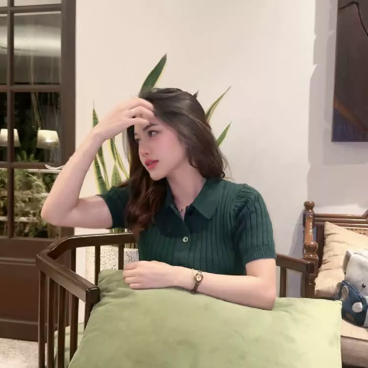 Alice Member 21 онлайн режимінде қараңыз