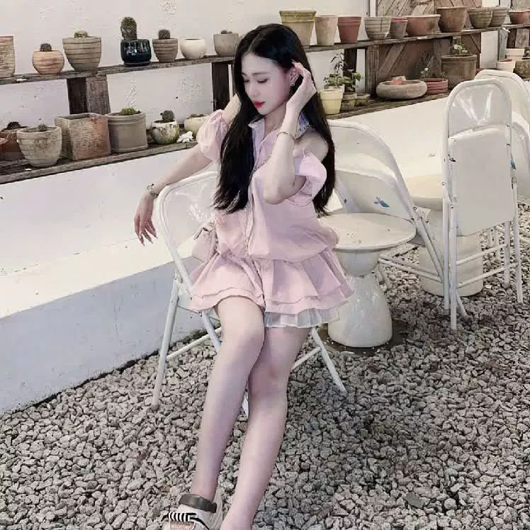 Gai xinh Bigo - Hiện tượng mới của xã hội số và những góc nhìn đa chiều