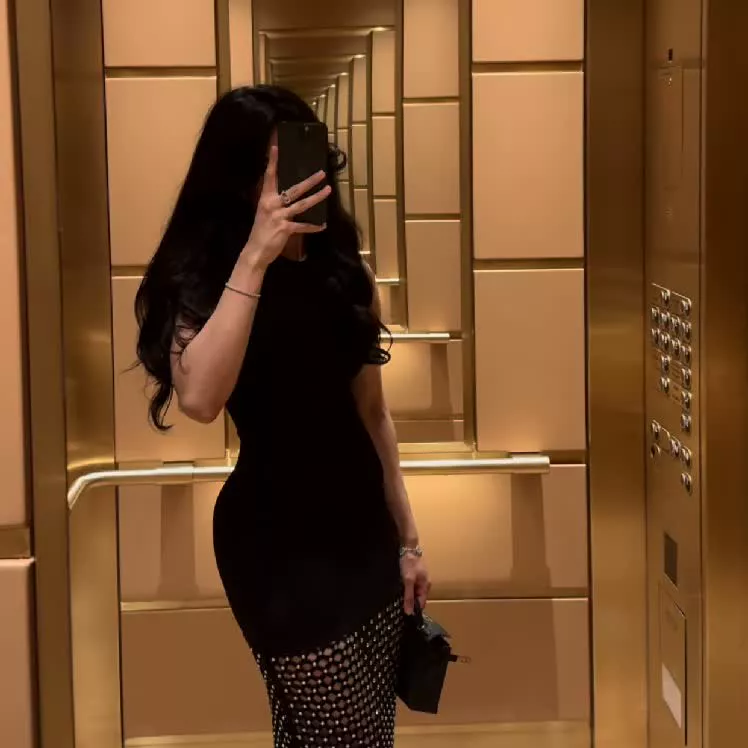 Ayolning eshagidagi sik video