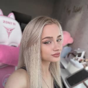 Watch 𝔽𝕆𝕏𝕀_NOVA Live Stream on BIGO LIVE