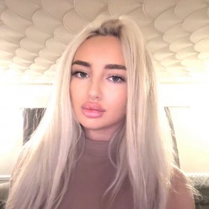 Watch Briar Rose Live Stream on BIGO LIVE