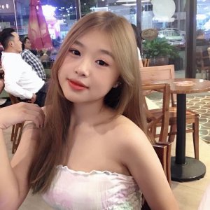 欢迎来到ℱ℣ Sú Babii🍭 的直播间