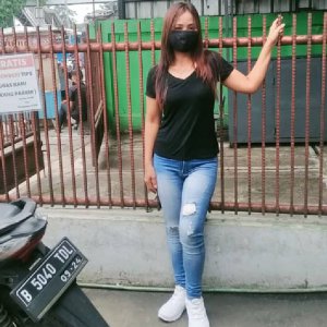 Watch April Cantika, ? Live Stream on BIGO LIVE