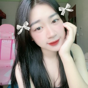 Watch 🐰Mie nghèo🍃 Live Stream on BIGO LIVE