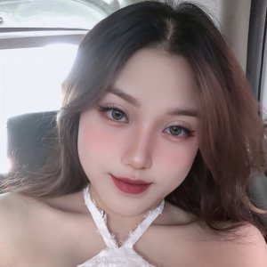 Watch Ebe LyLy 🎀 Live Stream on BIGO LIVE