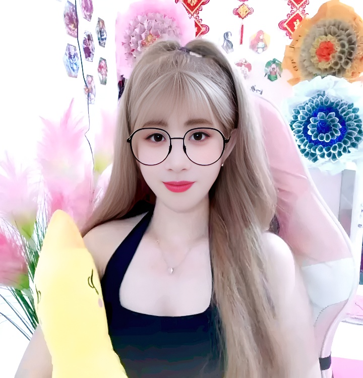 貴重　goちゃんクリスマスバージョン　レア　ビゴBIGO biちゃんTikTok goちゃんぬいぐるみ新品ビゴBIGO ビゴライブ bigolive TikTok