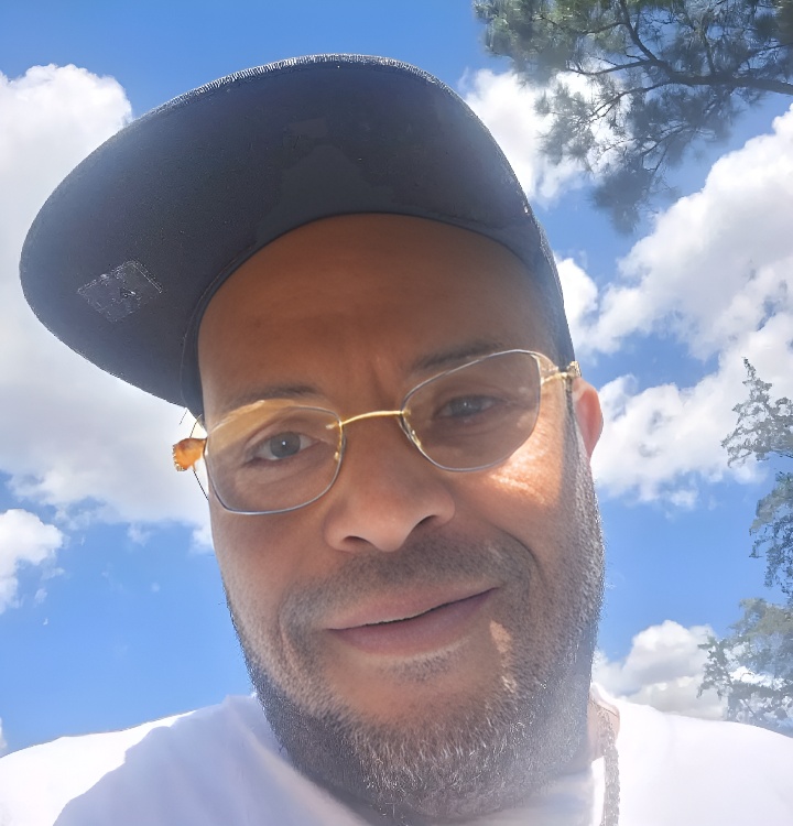 貴重　goちゃんクリスマスバージョン　レア　ビゴBIGO biちゃんTikTok Watch 00 Live Stream on BIGO LIVE