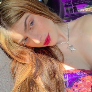 Watch AYLA CASTRO💫🌀 Live Stream on BIGO LIVE