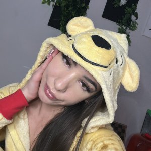 Watch QueenofHell.xo Live Stream on BIGO LIVE