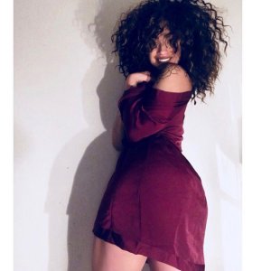 Regardez Tiffymonroex en direct sur BIGO LIVE.